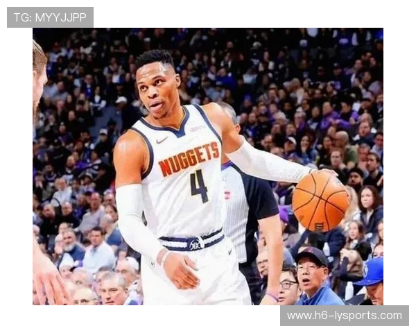 威斯布鲁克飞身抢下前场篮板点燃比赛